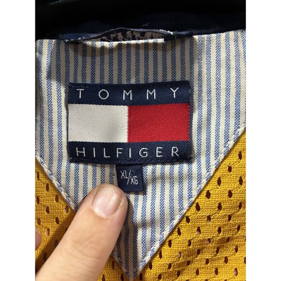 Vintage Tommy Hilfiger Red Sailing Jacket XL Flag Spellout Nylon Windbreaker - Picture 10 of 14